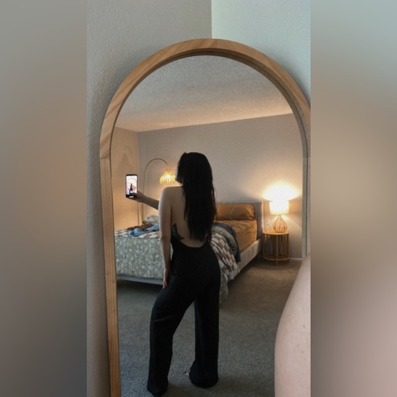 Halter Neck Jumpsuit - Picture 9 of 9